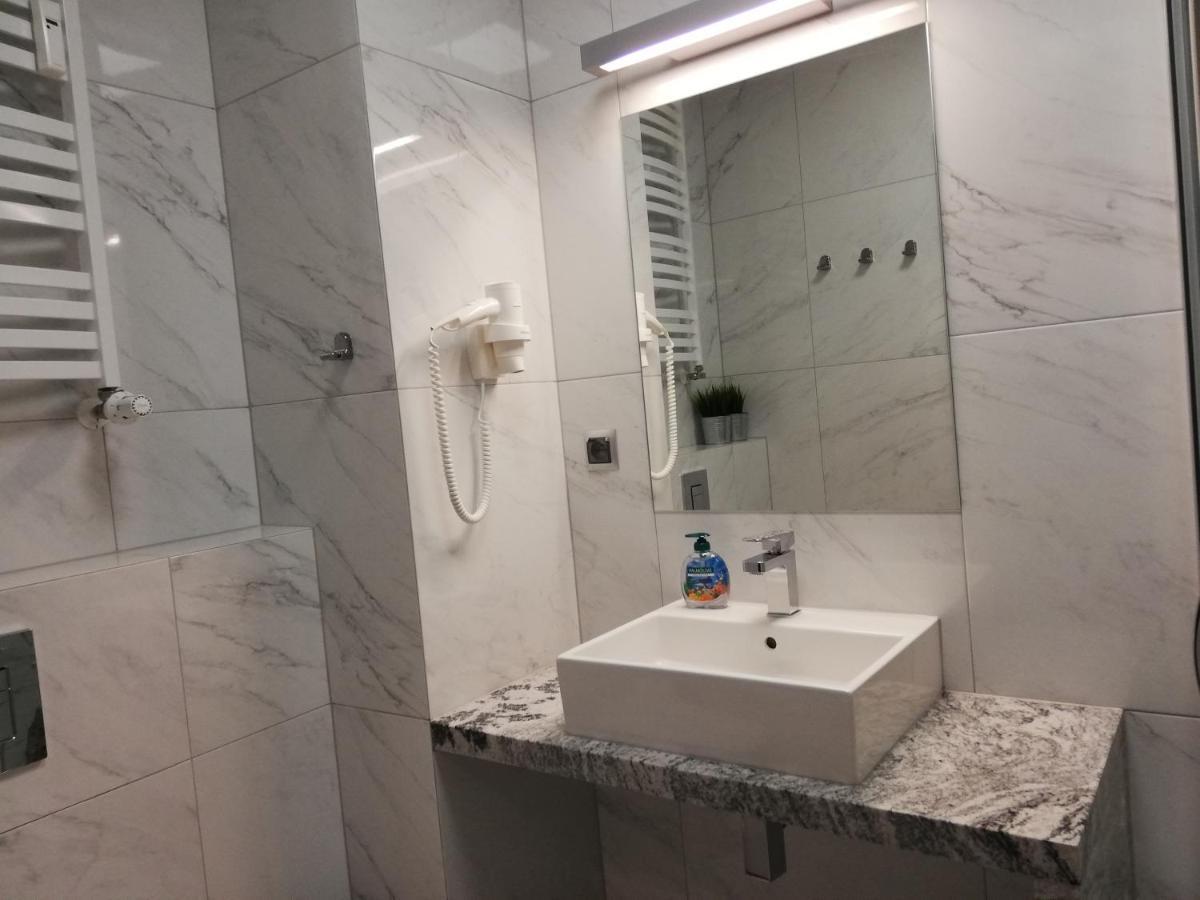Apartamenty Kapitanskie Blizej Morza Kolobrzeg Ngoại thất bức ảnh